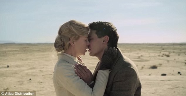Nicole Kidman e James Franco nel deserto