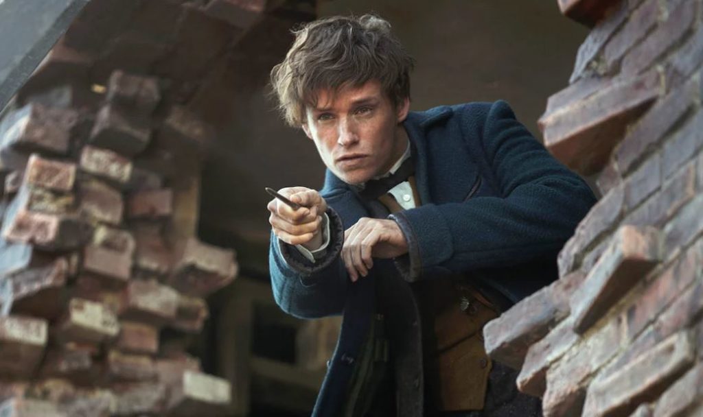 Eddie Redmayne è Newt Scamander